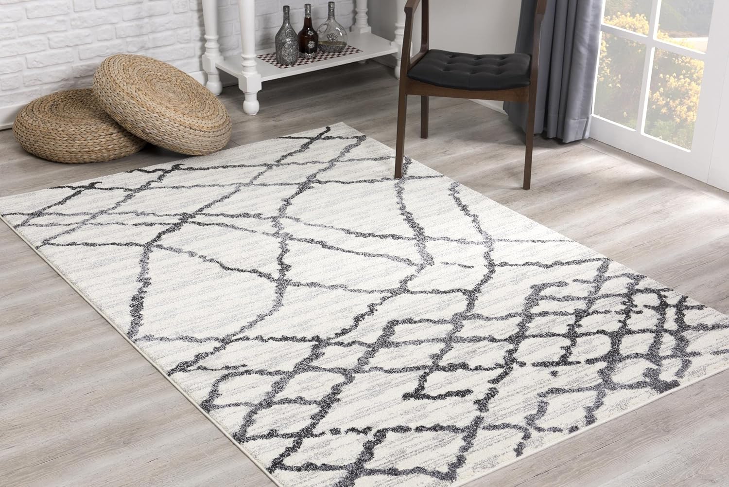 Modern geometric rug in living room