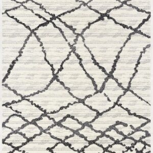 Abstract geometric pattern on gray area rug.