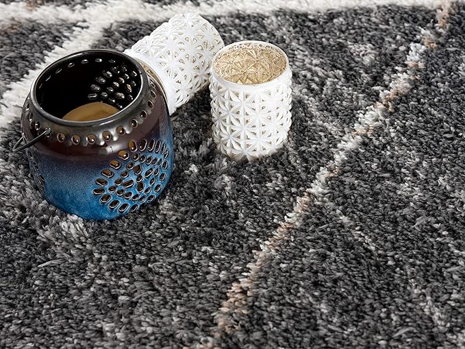 Cozy rug with decorative candle holders