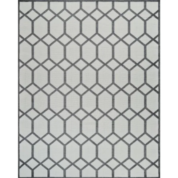 Gray and white geometric pattern rug