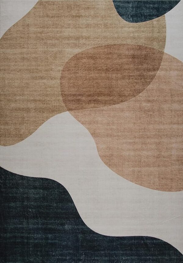 Abstract geometric pattern rug in earth tones