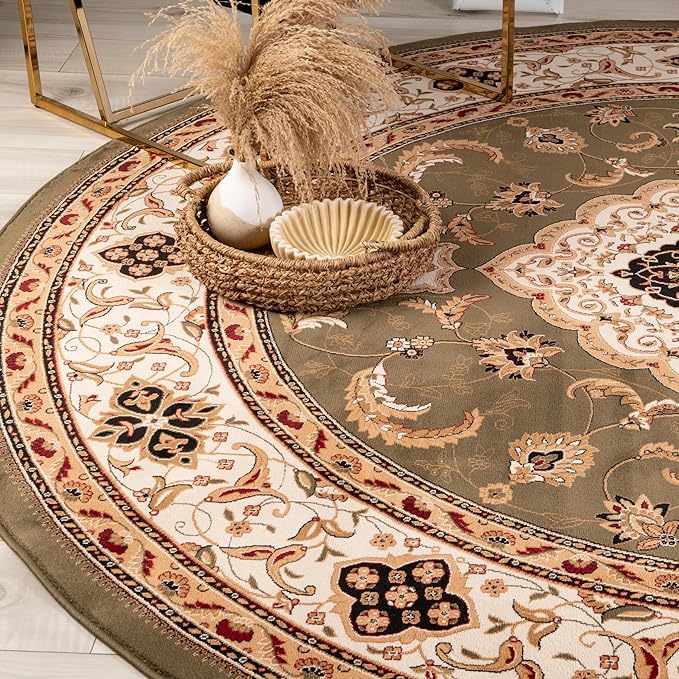 Round floral rug with decorative pampas arrangement
