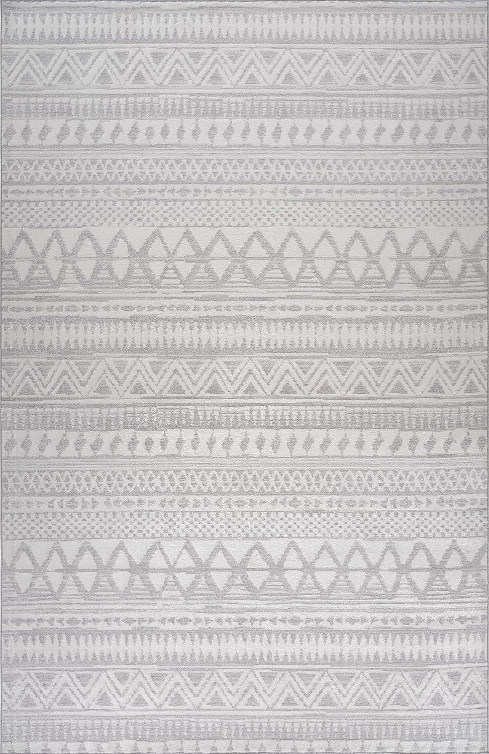 Gray tribal geometric pattern rug